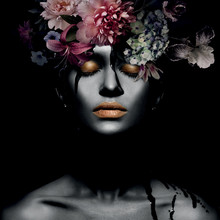 Obraz na szkle FLOWER WOMAN III 80x80